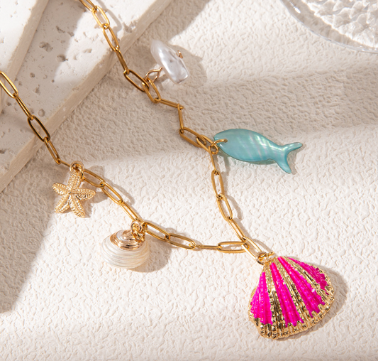 203 Collar concha fucsia